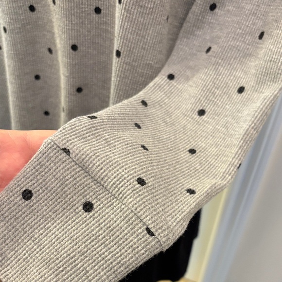 Izod Gray and Black Polka Dot Zip up Mock Cowl Neck Sweater - Picture 3 of 10